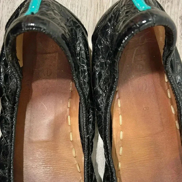 Tieks Black Obsidian Patent Leather Ballet Flats Slip On Packable Shoes Size 8 - Picture 7 of 9